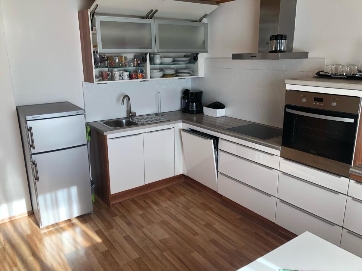 Appartement Ferienhaus Rafaela Mit Privatstrand à Ledenitzen Extérieur photo
